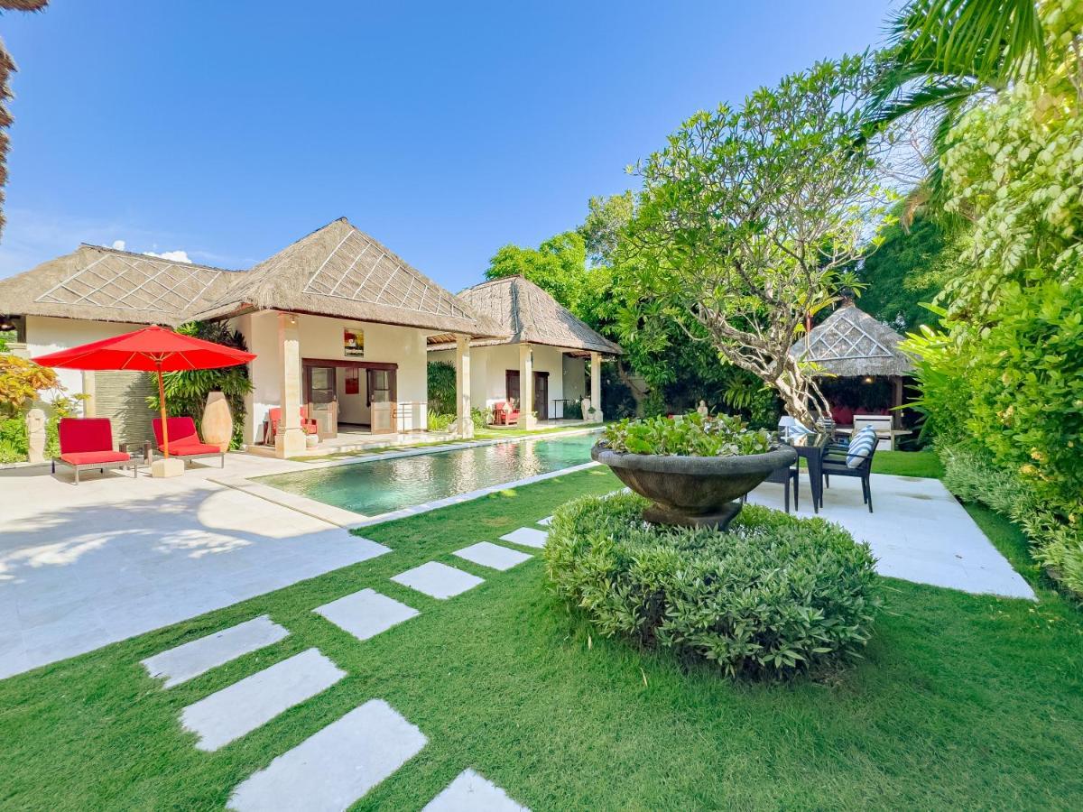 Villa Bugis Abimanyu Seminyak Luaran gambar
