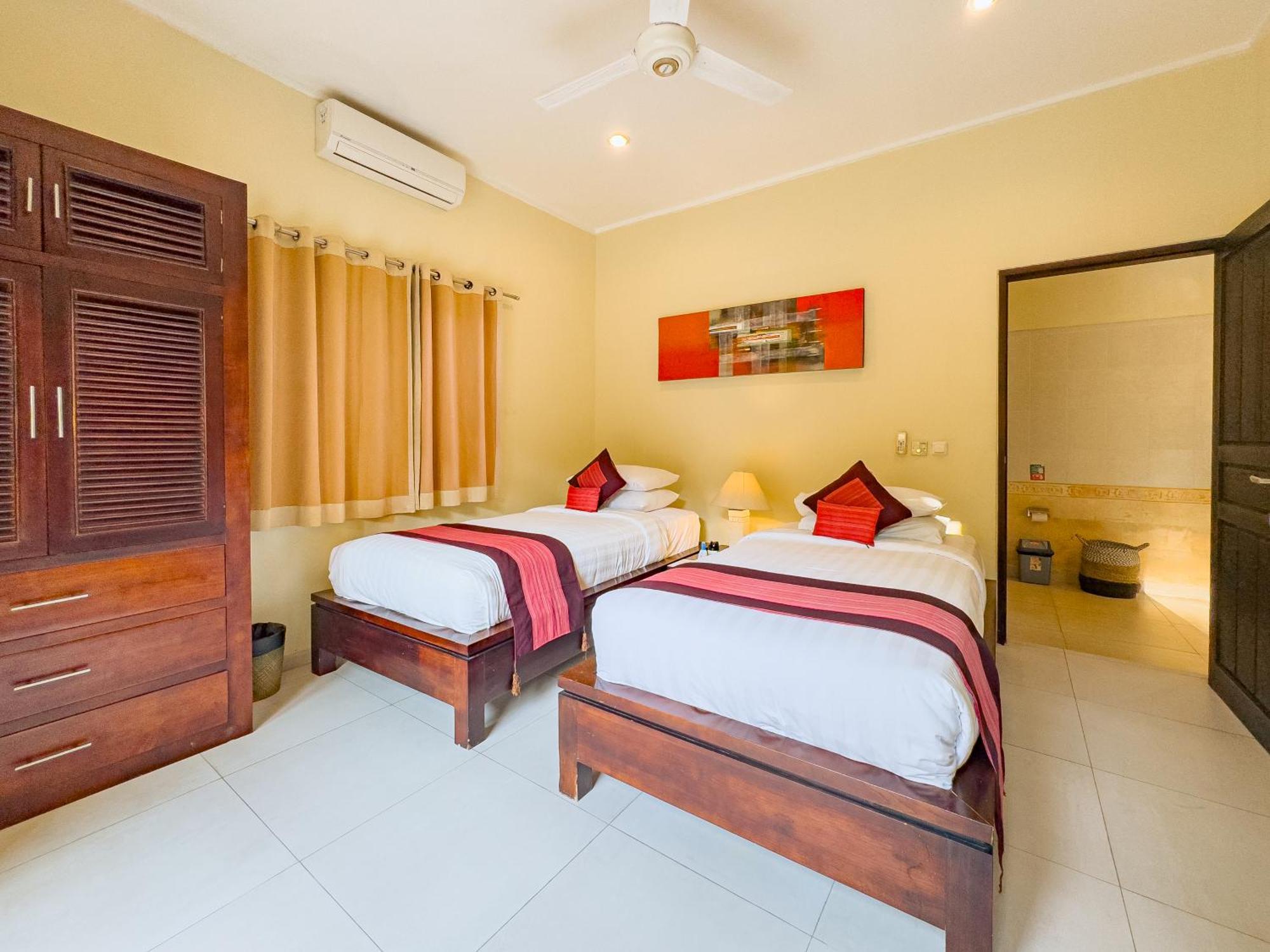 Villa Bugis Abimanyu Seminyak Bilik gambar