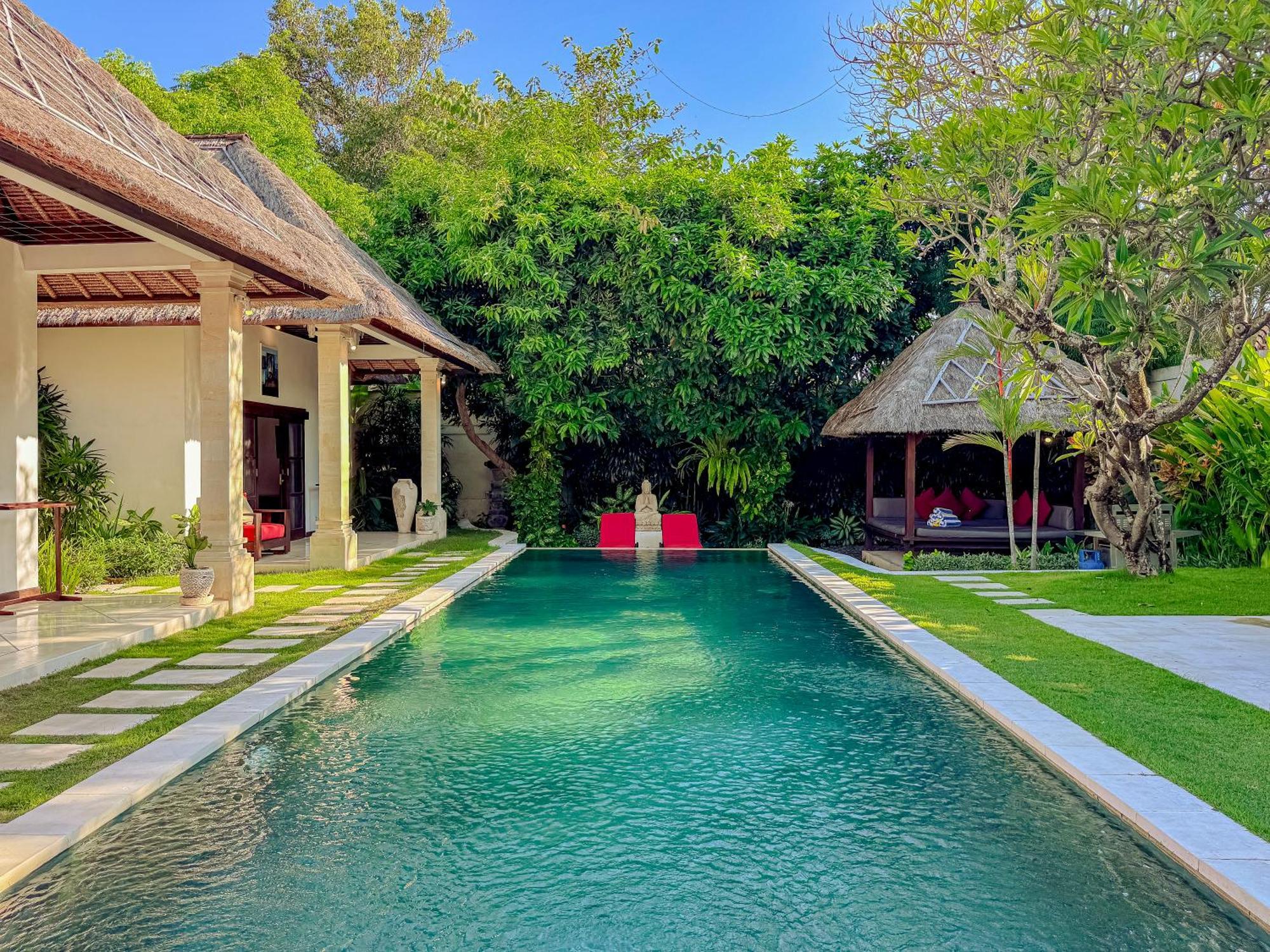 Villa Bugis Abimanyu Seminyak Bilik gambar