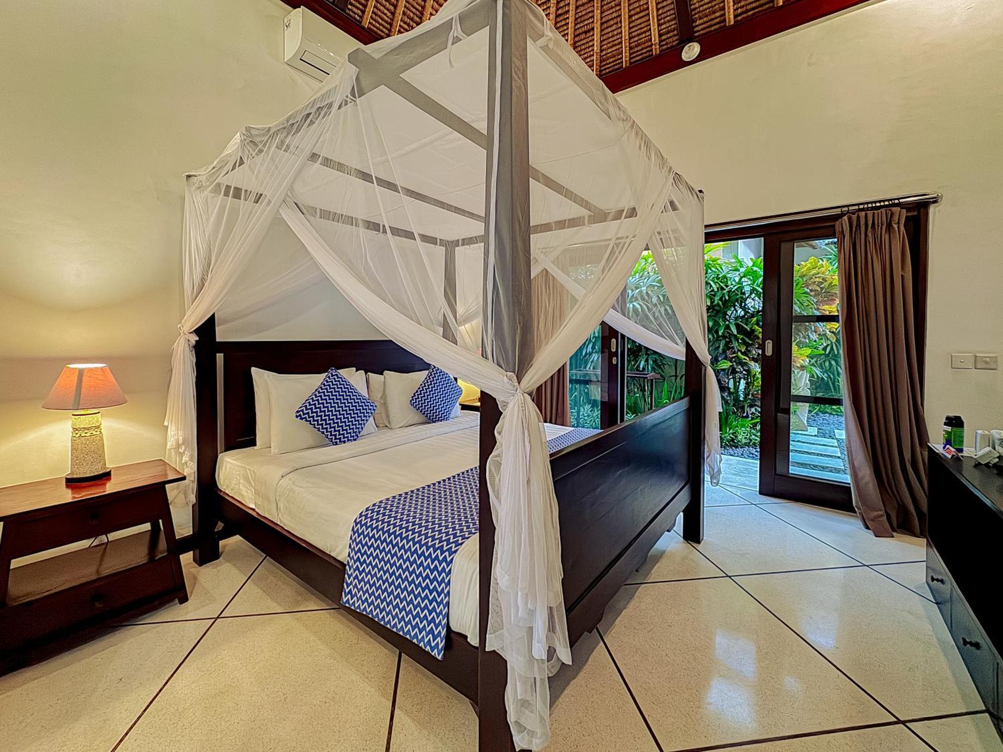 Villa Bugis Abimanyu Seminyak Bilik gambar